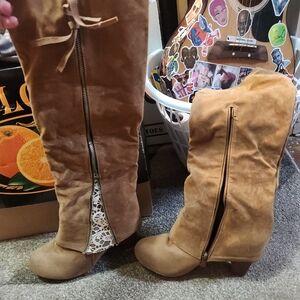 Super Cute Knee High Boot With a Small Heal, Great For Any Occasion!!